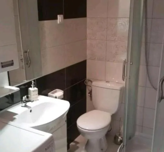 아파트 M & M Vrnjci